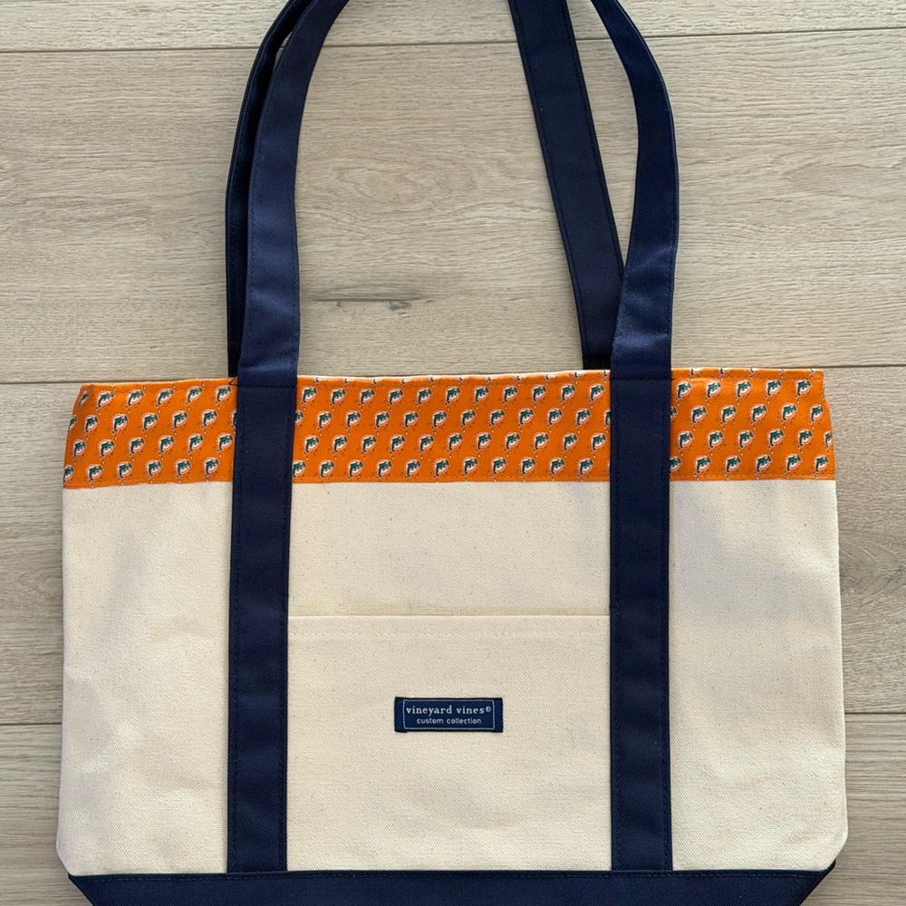 Vineyard Vines Miami Dolphins Tote NEW